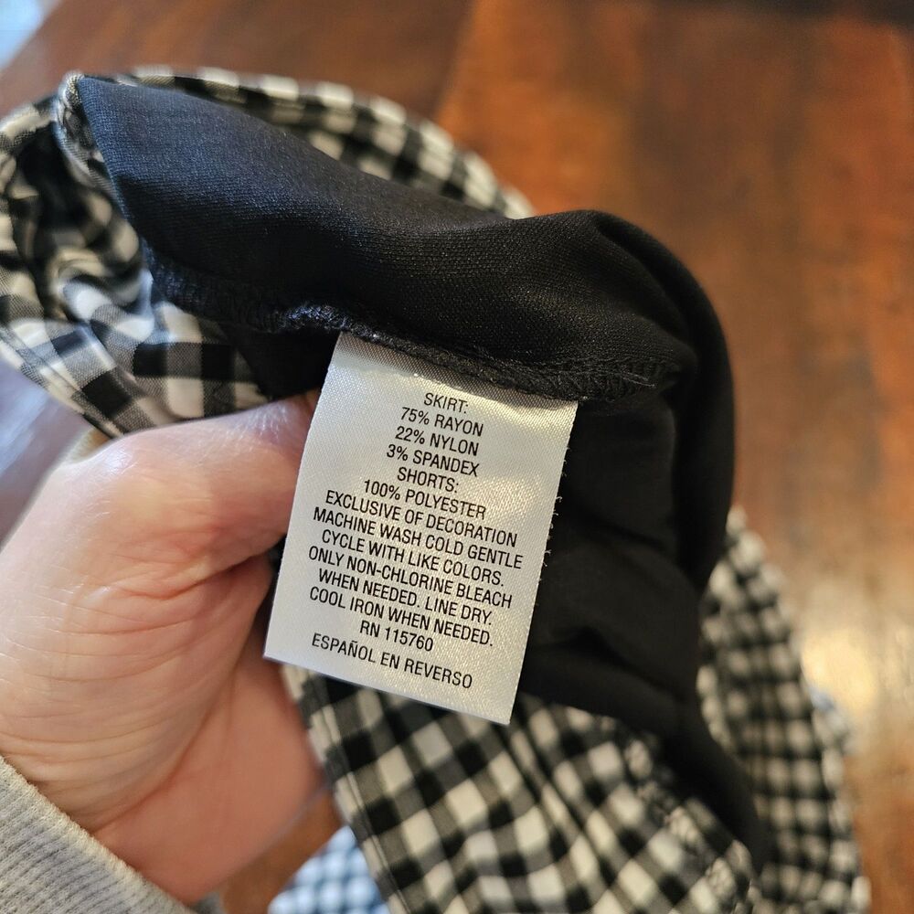 CHARTER CLUB gingham skort womens 8 black white stretch embroidered - Picture 8 of 9